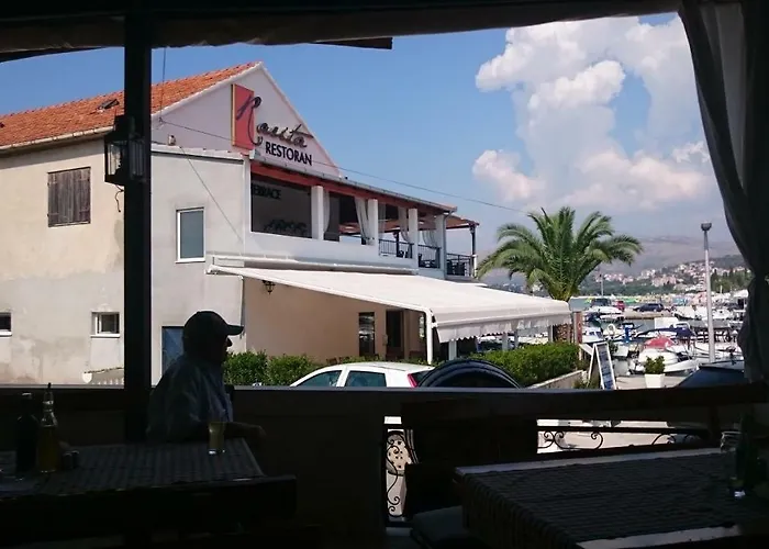 Hébergement de vacances Limun *